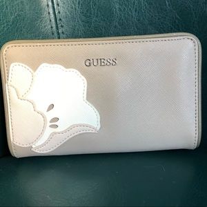 Guess Wallet